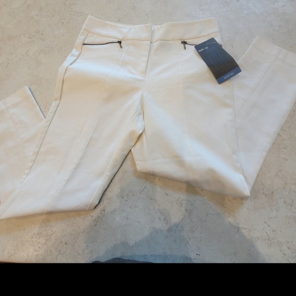 NWT Style & Co. WOMENS size 10P Slim Leg Pant. - Picture 5 of 9